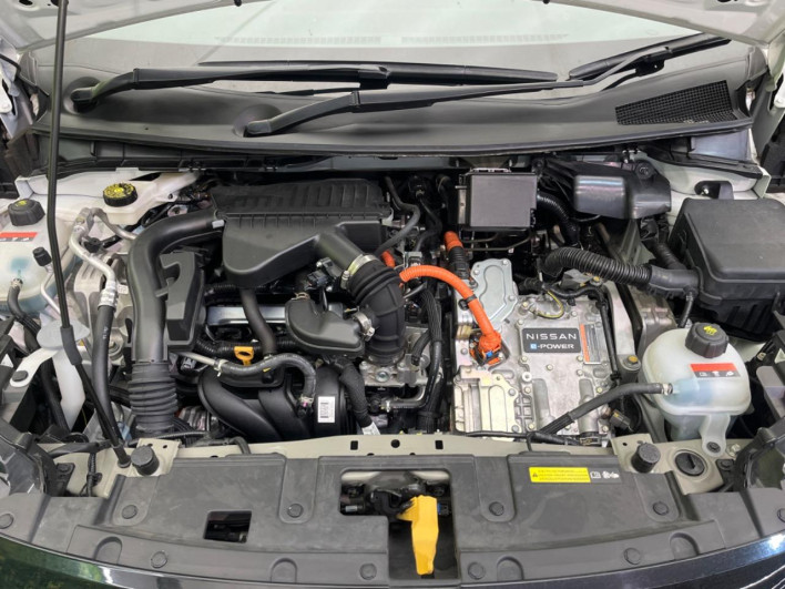 2022 Nissan Note 6AA-E13 (UW-6a0fc8532d638)[4]