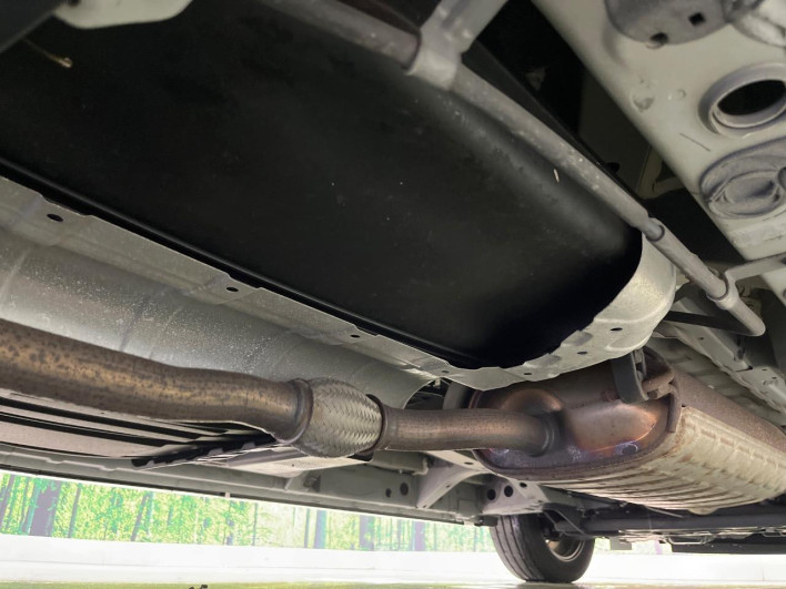 2017 Nissan Serena DAA-GFC27 (UW-6a0fc864a15a9)[24]