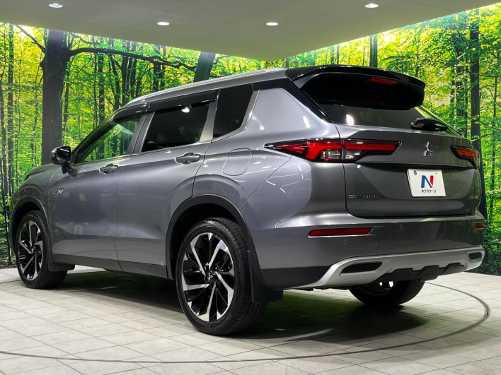 2022 Mitsubishi OUTLANDER PHEV 5LA-GN0W (UW-6a0fc86d90f95)[26]