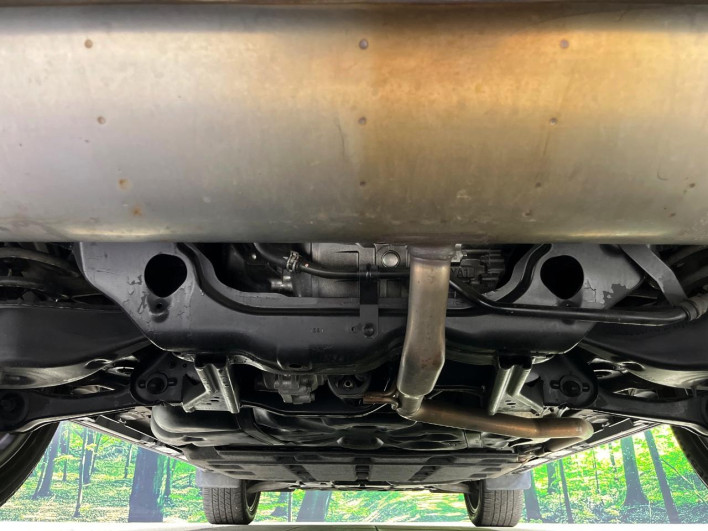 2022 Mitsubishi OUTLANDER PHEV 5LA-GN0W (UW-6a0fc86d90f95)[27]