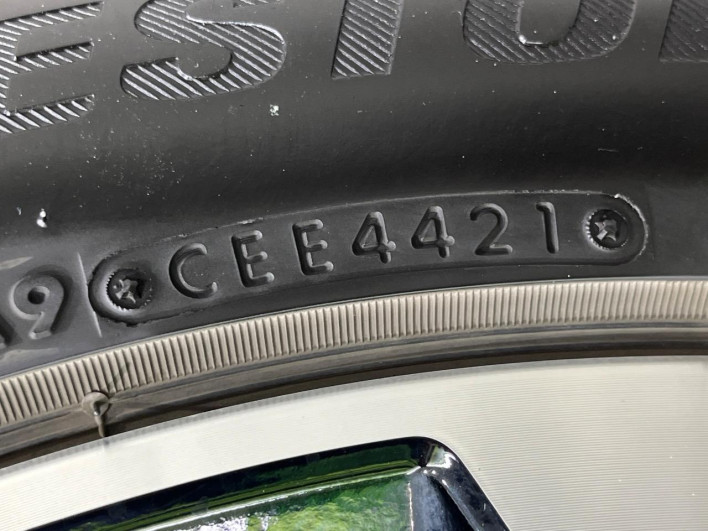 2022 Mitsubishi OUTLANDER PHEV 5LA-GN0W (UW-6a0fc86d90f95)[19]