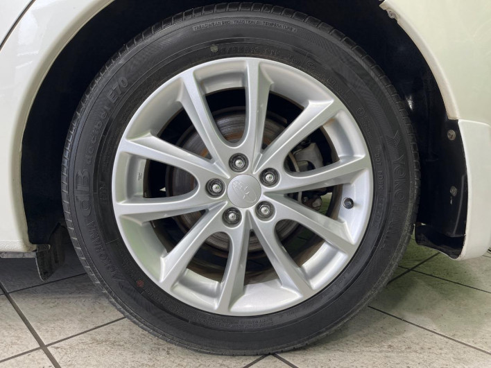 2013 Subaru Impreza Sport DBA-GP7 (UW-6a0fc870a79c9)[9]
