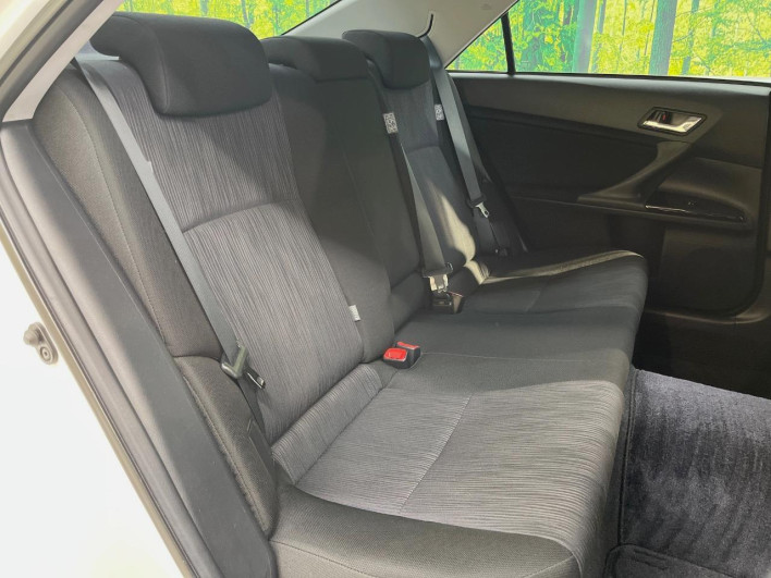 2013 Toyota Mark X DBA-GRX130 (UW-6a0fc8742cc84)[14]