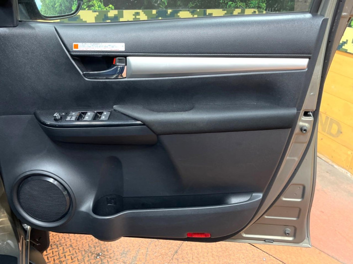 2024 Toyota Hilux 3DF-GUN125 (UW-6a0fc87f7d37c)[23]
