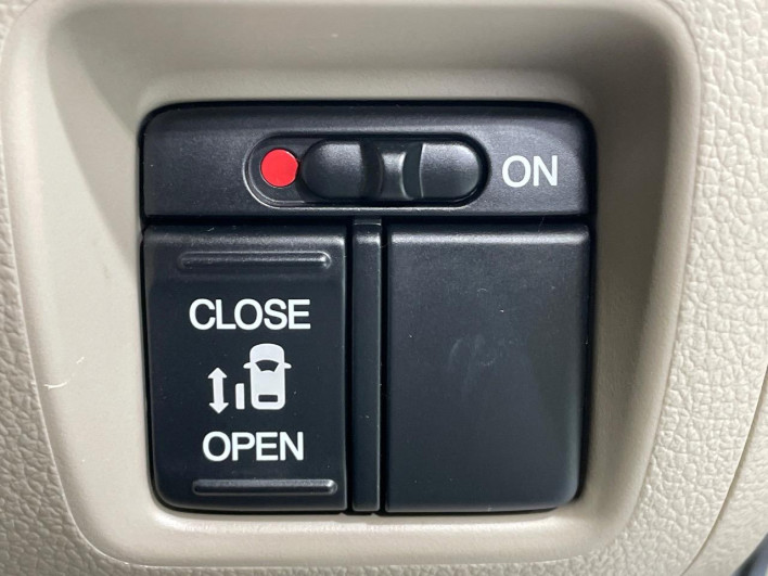 2012 Honda N-BOX DBA-JF1 (UW-6a0fc89893d4a)[20]