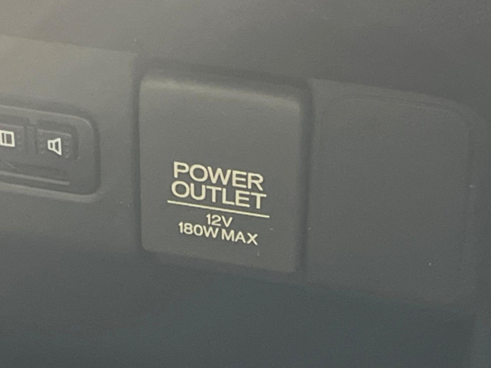 2017 Honda N-BOX CUSTOM DBA-JF1 (UW-6a0fc89ee4c9d)[8]