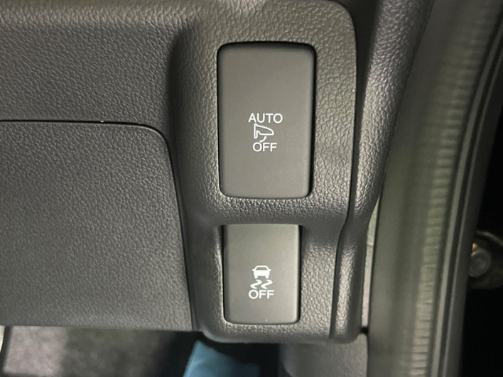2017 Honda N-BOX CUSTOM DBA-JF1 (UW-6a0fc89ee4c9d)[12]