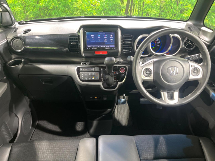 2017 Honda N-BOX CUSTOM DBA-JF1 (UW-6a0fc89ee4c9d)[29]