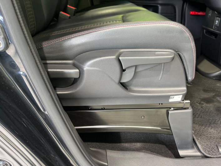 2022 Honda N-BOX CUSTOM 6BA-JF3 (UW-6a0fc8a5980b0)[25]