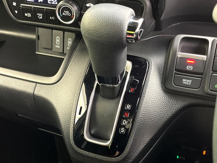 2022 Honda N-BOX CUSTOM 6BA-JF3 (UW-6a0fc8a98350f)[26]