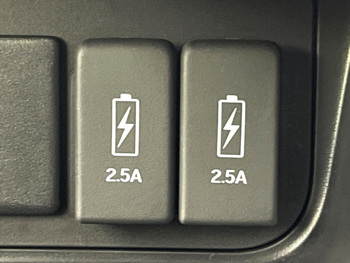 2022 Honda N-BOX CUSTOM 6BA-JF3 (UW-6a0fc8a98350f)[25]