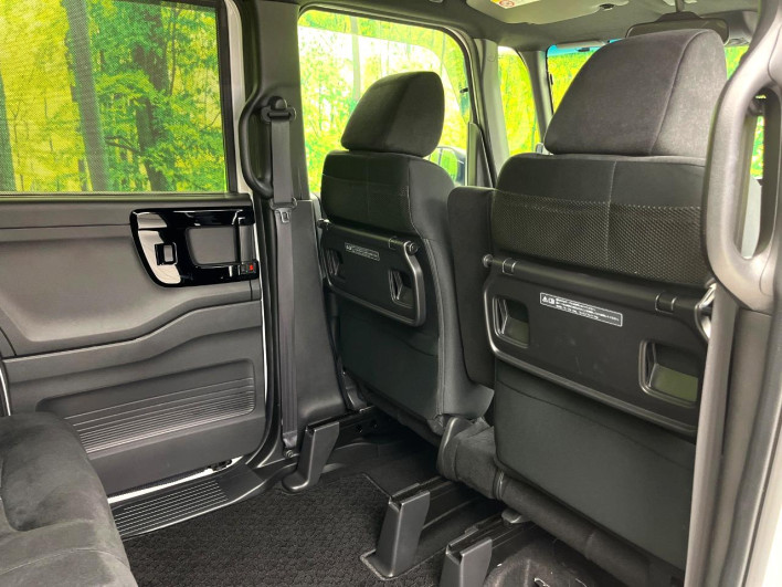 2022 Honda N-BOX CUSTOM 6BA-JF3 (UW-6a0fc8a98350f)[29]