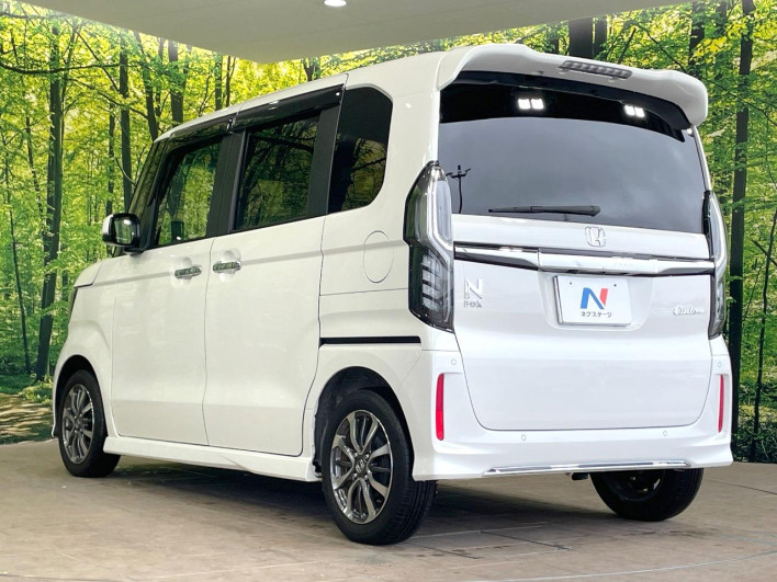 2022 Honda N-BOX CUSTOM 6BA-JF3 (UW-6a0fc8a98c264)[6]