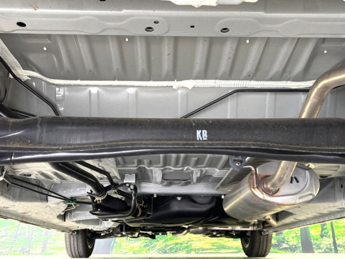 2025 Honda N-BOX CUSTOM 6BA-JF5 (UW-6a0fc8ae98353)[24]