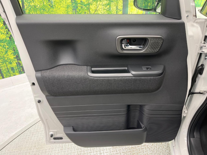 2025 Honda N-BOX CUSTOM 6BA-JF5 (UW-6a0fc8afacdc7)[26]