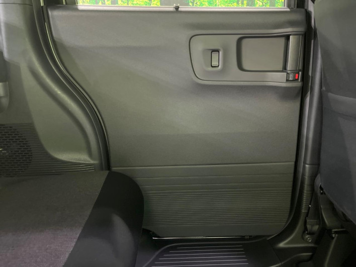 2024 Honda N-BOX CUSTOM 6BA-JF6 (UW-6a0fc8b483f87)[21]