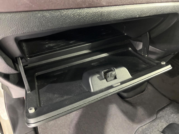 2013 Honda N-ONE DBA-JG1 (UW-6a0fc8b5f00cd)[24]