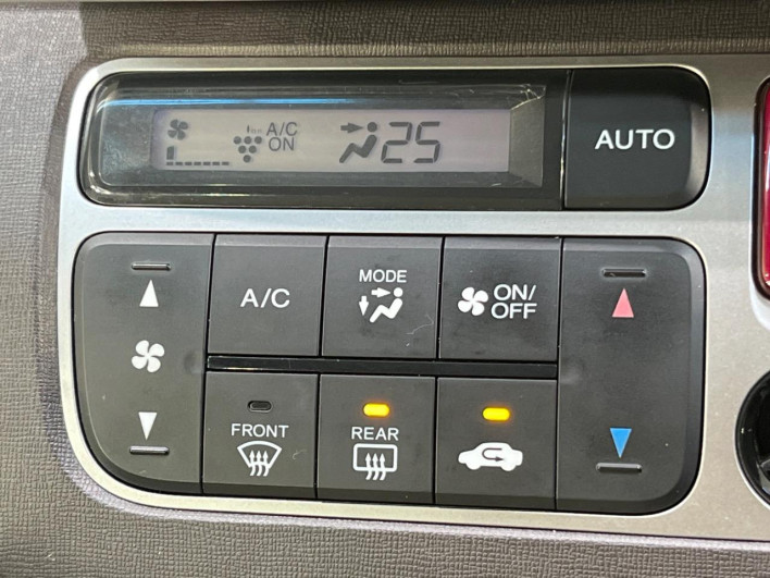 2014 Honda N-ONE DBA-JG1 (UW-6a0fc8b6e98af)[21]