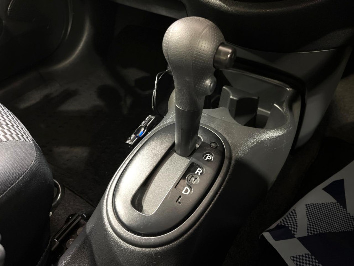 2014 Nissan March DBA-K13 (UW-6a0fc8beb9792)[11]