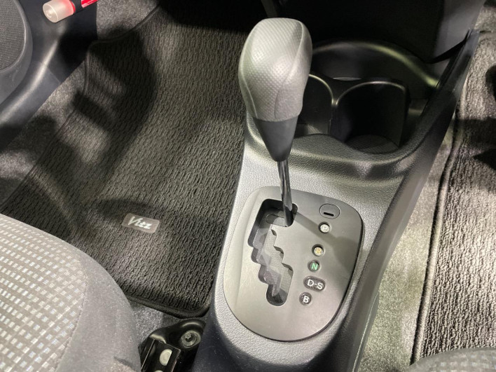2015 Toyota Vitz DBA-KSP130 (UW-6a0fc8c89d3de)[19]
