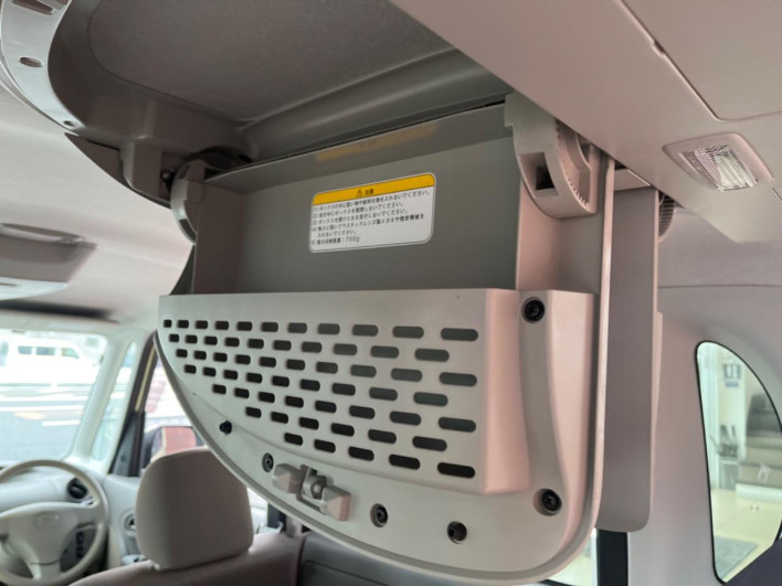 2011 Daihatsu Tanto DBA-L375S (UW-6a0fc8cad6b67)[28]