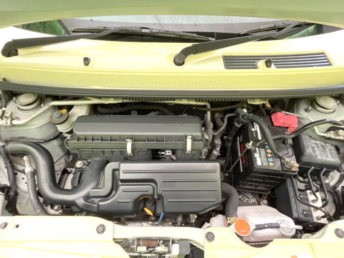 2013 Daihatsu Mira Cocoa DBA-L675S (UW-6a0fc8cbc2bd8)[4]