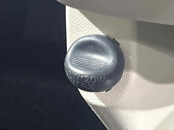 2018 Daihatsu Cast DBA-LA250S (UW-6a0fc8d352d42)[11]