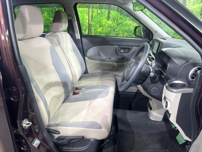 2018 Daihatsu Cast DBA-LA250S (UW-6a0fc8d352d42)[24]