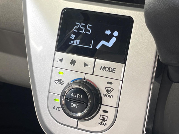 2018 Daihatsu Cast DBA-LA250S (UW-6a0fc8d352d42)[17]