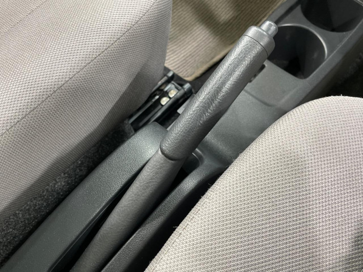 2017 Toyota Pixis Epoch DBA-LA300A (UW-6a0fc8d41180a)[19]