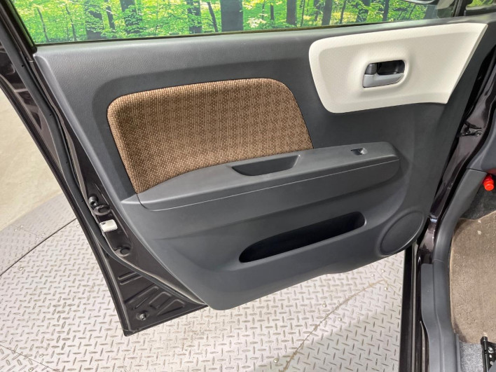 2013 Nissan Moco DBA-MG33S (UW-6a0fc90709a99)[28]