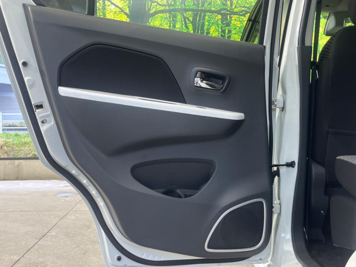 2013 Suzuki Wagon R Stingray DBA-MH34S (UW-6a0fc90cd843e)[14]