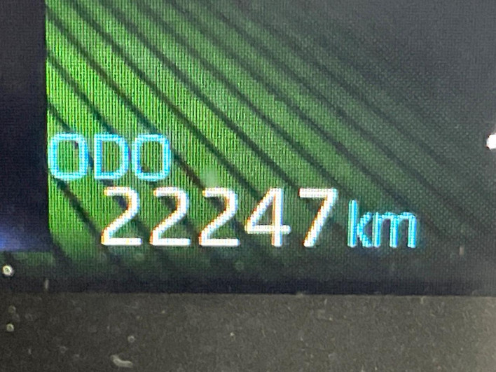 2022 Toyota Voxy 6BA-MZRA90W (UW-6a0fc94c10190)[2]