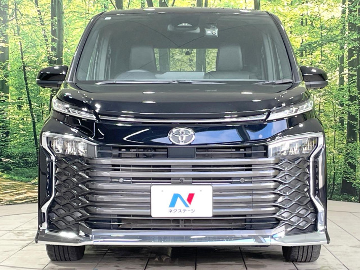 2022 Toyota Voxy 6BA-MZRA90W (UW-6a0fc94c10190)[16]