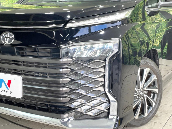 2022 Toyota Voxy 6BA-MZRA90W (UW-6a0fc94c10190)[14]