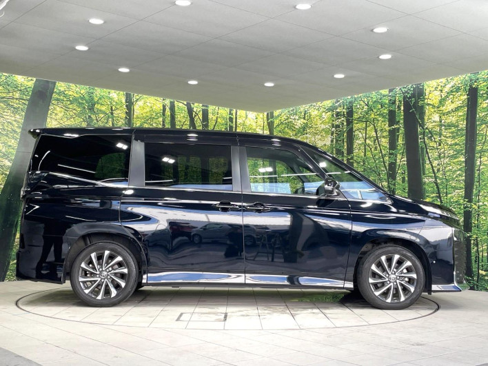 2022 Toyota Voxy 6BA-MZRA90W (UW-6a0fc94c10190)[18]