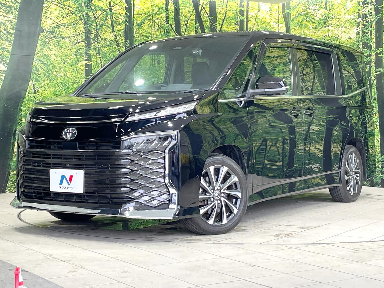 2022 Toyota Voxy 6BA-MZRA90W