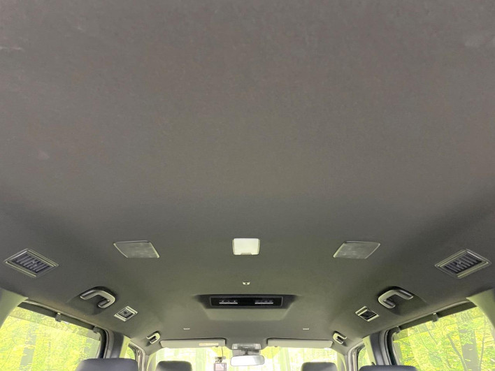 2022 Toyota Voxy 6BA-MZRA90W (UW-6a0fc94c10190)[28]