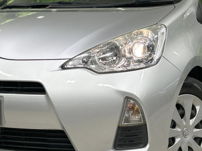 2012 Toyota Aqua DAA-NHP10 (UW-6a0fc9525b972)[17]