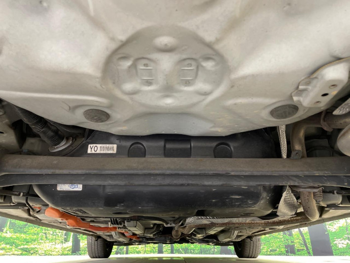 2012 Toyota Aqua DAA-NHP10 (UW-6a0fc95260a3a)[9]