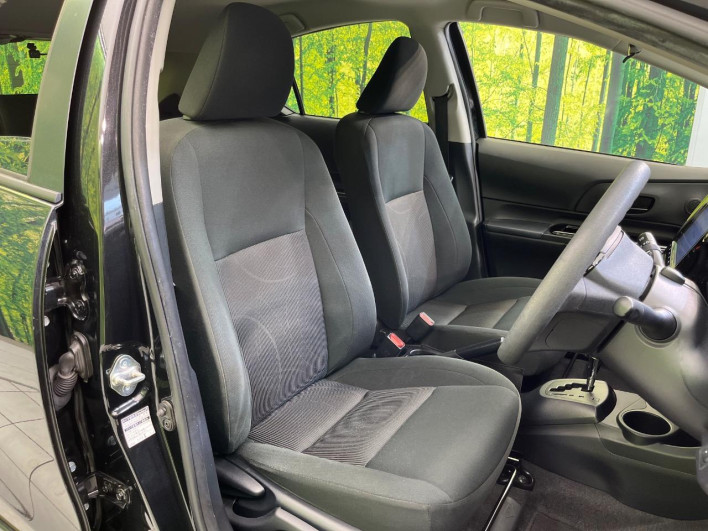 2019 Toyota Aqua DAA-NHP10 (UW-6a0fc955b7ee3)[24]