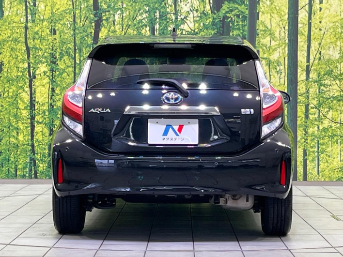 2019 Toyota Aqua DAA-NHP10 (UW-6a0fc955b7ee3)[8]