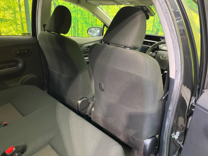 2019 Toyota Aqua DAA-NHP10 (UW-6a0fc955b7ee3)[26]