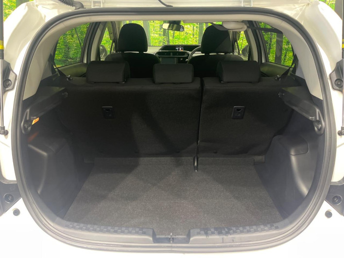 2021 Toyota Aqua 6AA-NHP10 (UW-6a0fc957678dd)[7]