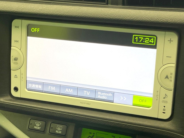 2013 Toyota Aqua DAA-NHP10 (UW-6a0fc95830e39)[26]