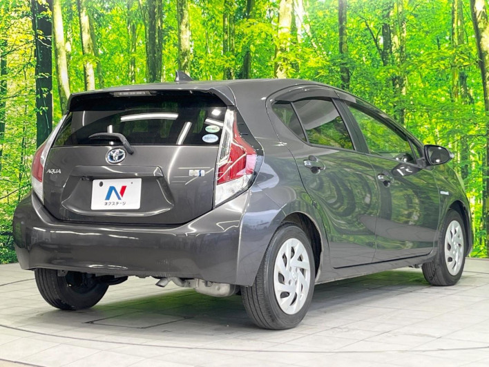 2016 Toyota Aqua DAA-NHP10 (UW-6a0fc9590166a)[8]