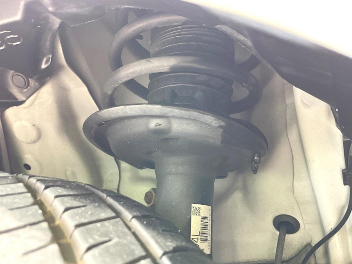 2018 Toyota Aqua DAA-NHP10 (UW-6a0fc95b7f04f)[18]