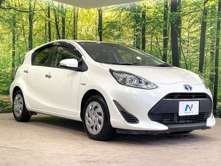 2018 Toyota Aqua DAA-NHP10 (UW-6a0fc95b7f04f)[10]