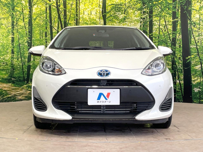2018 Toyota Aqua DAA-NHP10 (UW-6a0fc95b7f04f)[11]