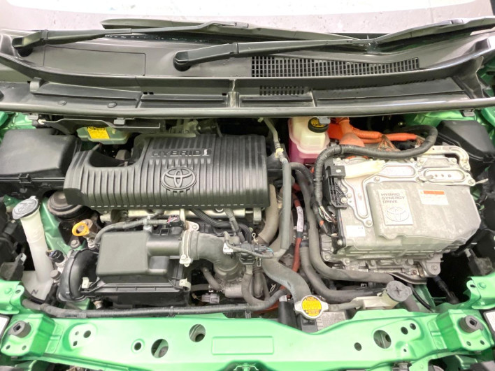 2016 Toyota Sienta DAA-NHP170G (UW-6a0fc95d89dda)[4]